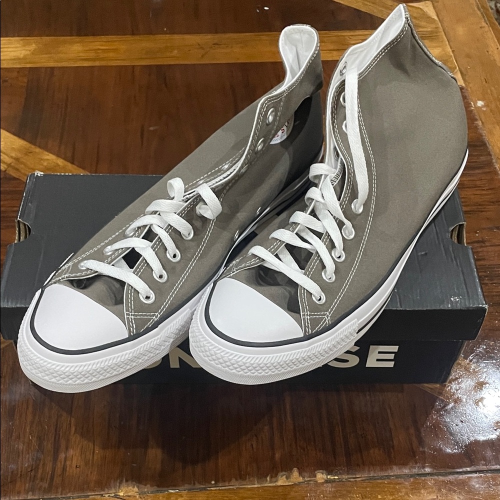 Converse Chuck Taylor All Star High-Top Sneaker - Gray (New)